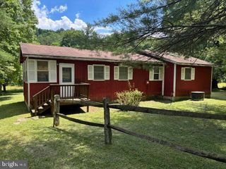 446 HONEYMOON HOLLOW RD, Lost City, WV 26810
