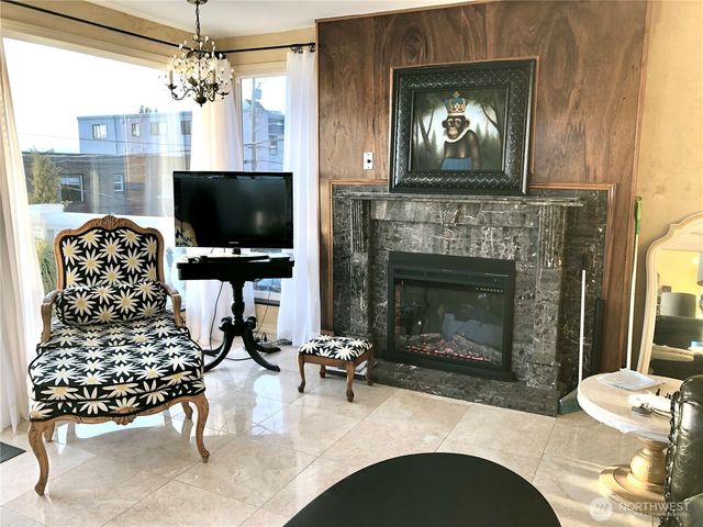 4030 Beach Drive SW, Seattle, WA 98116