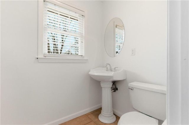 5617 W 86th Terrace, Overland Park, KS 66207