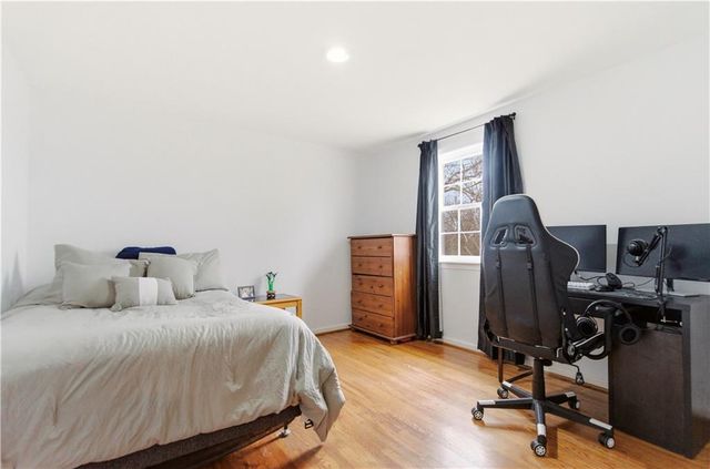 5617 W 86th Terrace, Overland Park, KS 66207