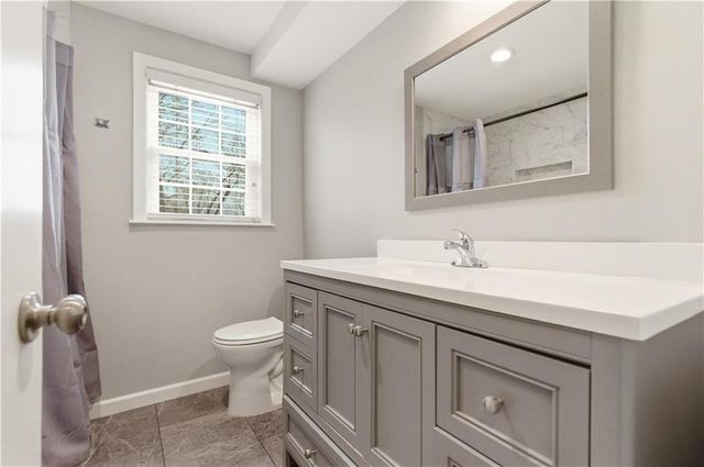 5617 W 86th Terrace, Overland Park, KS 66207