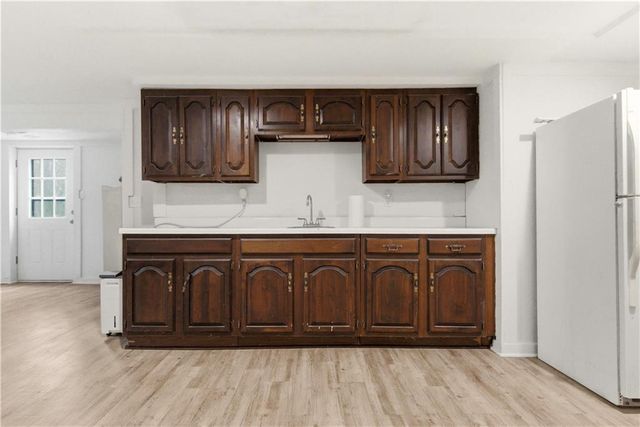 5617 W 86th Terrace, Overland Park, KS 66207