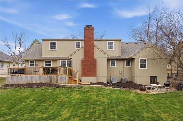 5617 W 86th Terrace, Overland Park, KS 66207