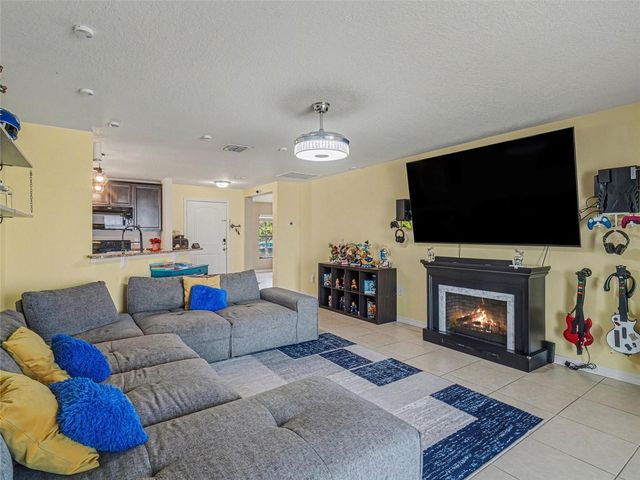 820 CHATHAM WALK DRIVE, Ruskin, FL 33570