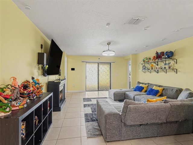 820 CHATHAM WALK DRIVE, Ruskin, FL 33570