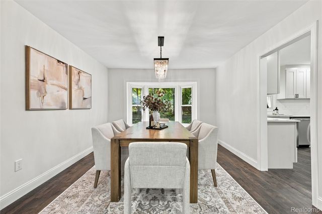 32089 Olde Franklin Drive, Farmington Hills, MI 48334