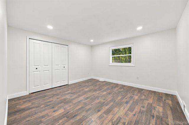32089 Olde Franklin Drive, Farmington Hills, MI 48334