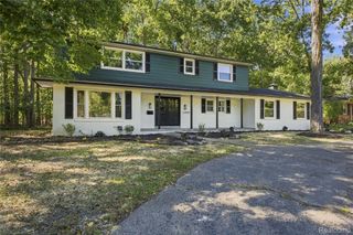 32089 Olde Franklin Drive, Farmington Hills, MI 48334