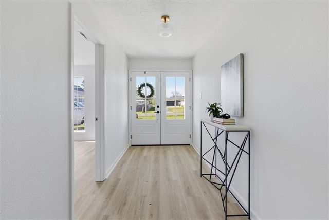 5013 E Saint Charles Ave Avenue, Lake Charles, LA 70605