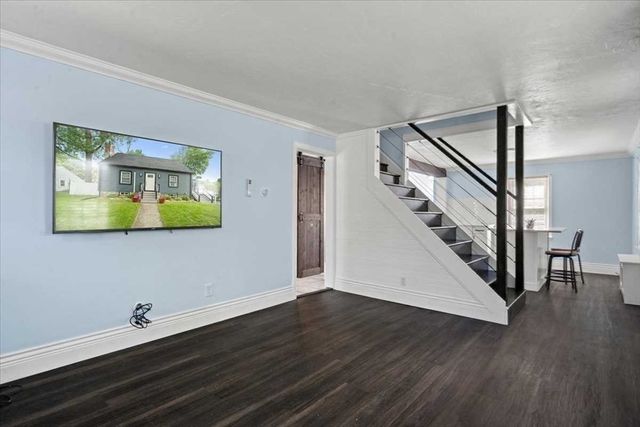 522 Grove, Worcester, MA 01605