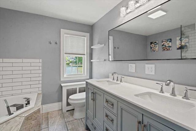 522 Grove, Worcester, MA 01605