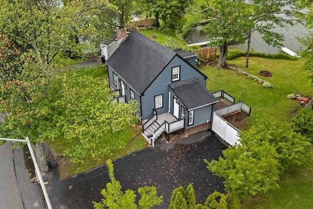 522 Grove, Worcester, MA 01605