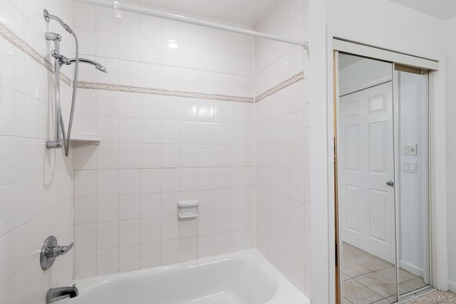 3 Charles Lane 2B, Pomona, NY 10970