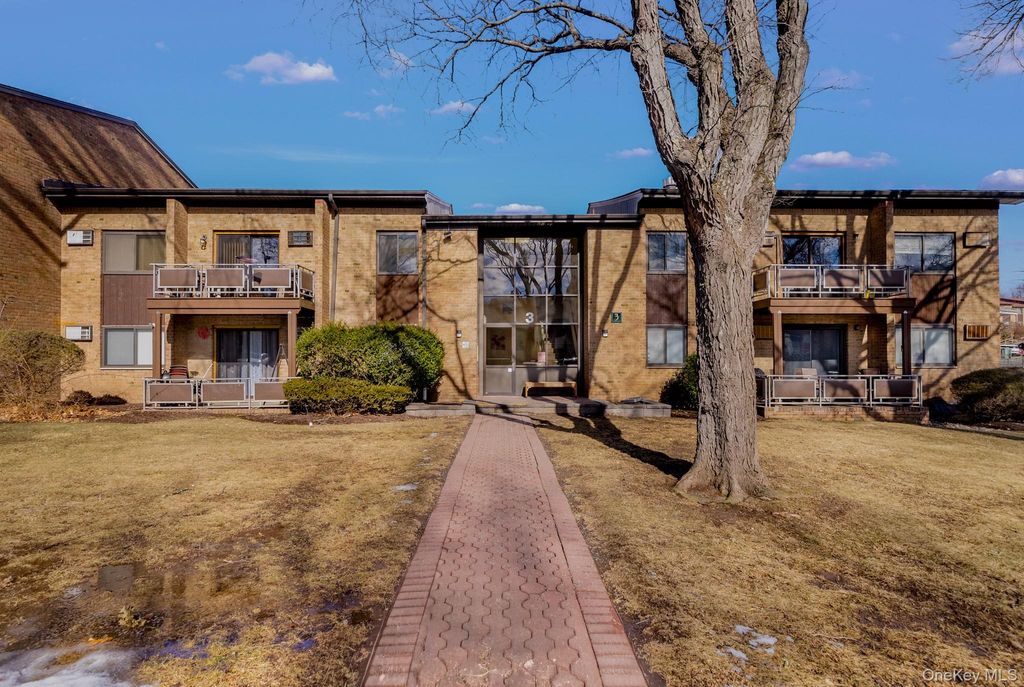 3 Charles Lane 2B, Pomona, NY 10970