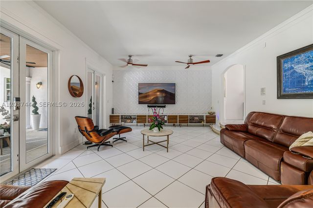12201 SW 92nd Ave, Miami, FL 33176