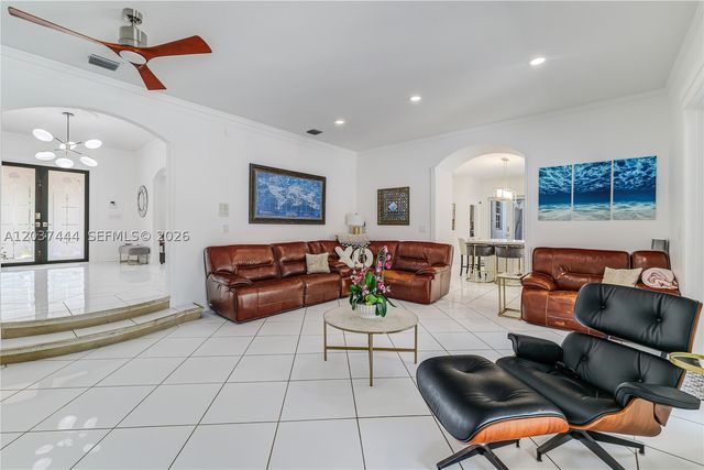 12201 SW 92nd Ave, Miami, FL 33176