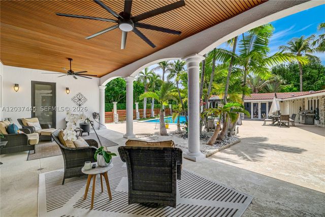 12201 SW 92nd Ave, Miami, FL 33176