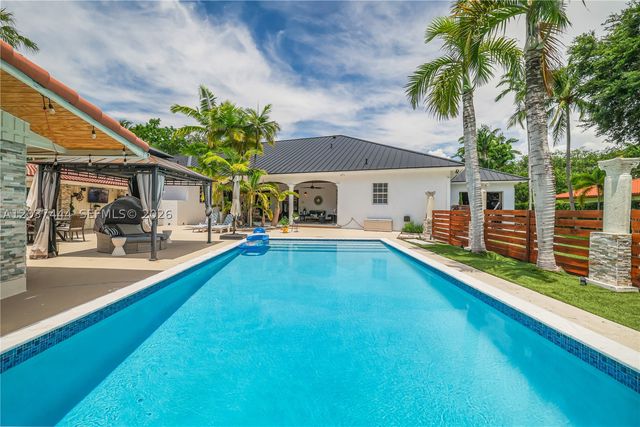 12201 SW 92nd Ave, Miami, FL 33176