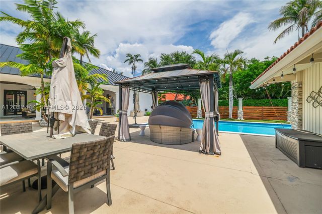 12201 SW 92nd Ave, Miami, FL 33176