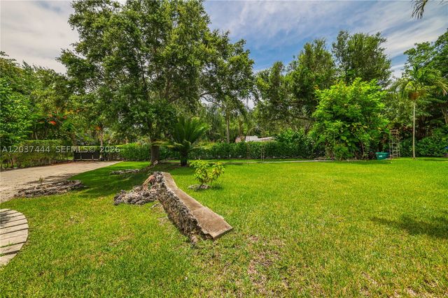12201 SW 92nd Ave, Miami, FL 33176