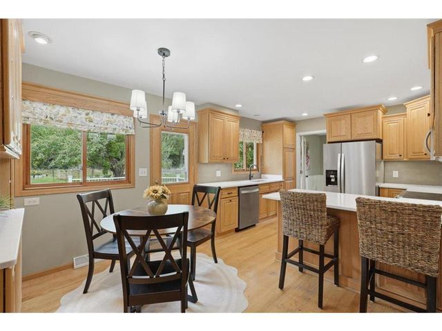 832 Bartosh Lane, River Falls, WI 54022