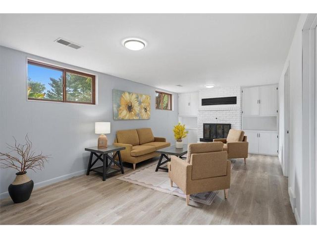 832 Bartosh Lane, River Falls, WI 54022