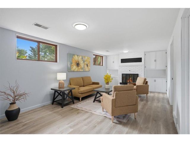 832 Bartosh Lane, River Falls, WI 54022