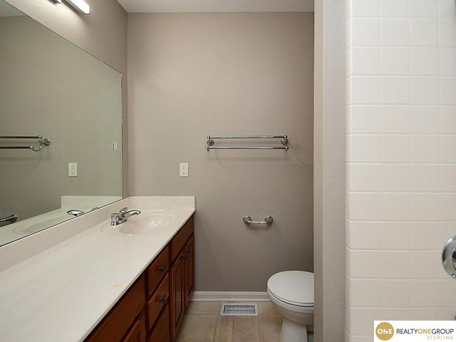 11002 Girard Street, Omaha, NE 68142