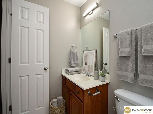 11002 Girard Street, Omaha, NE 68142