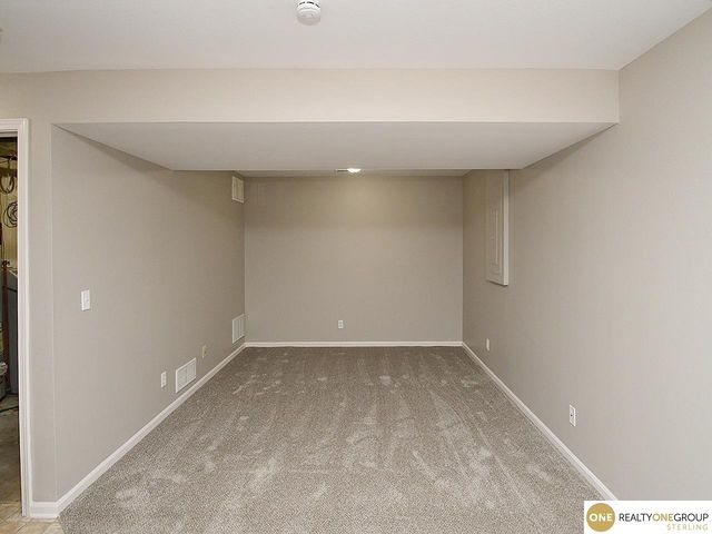 11002 Girard Street, Omaha, NE 68142