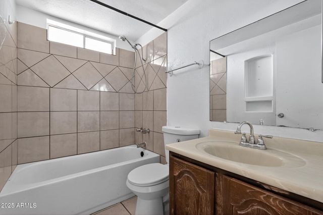 8727 W CAMPBELL Avenue, Phoenix, AZ 85037