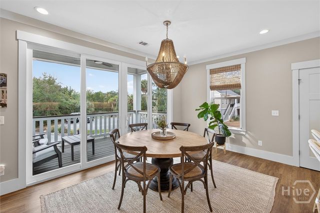 122 North Street, Savannah, GA 31410