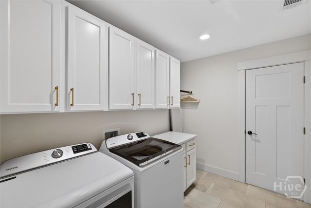 122 North Street, Savannah, GA 31410