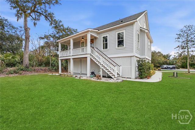 122 North Street, Savannah, GA 31410