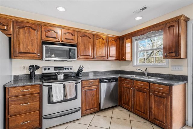 163 Gladstone Way, Rocky Face, GA 30740