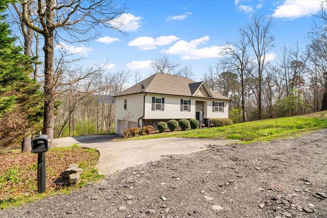 163 Gladstone Way, Rocky Face, GA 30740