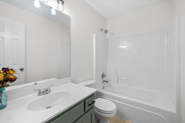 163 Gladstone Way, Rocky Face, GA 30740