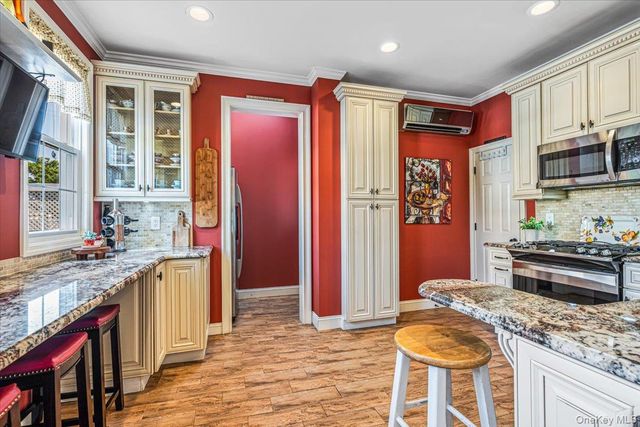 1003 149th Street, Whitestone, NY 11357