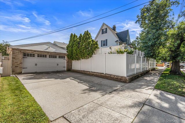 1003 149th Street, Whitestone, NY 11357