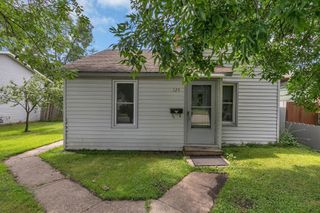 325 5th Avenue NE, Saint Cloud, MN 56304