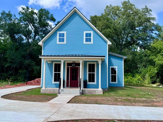 702 N Soda, Jefferson, TX 75657