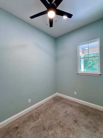 702 N Soda, Jefferson, TX 75657
