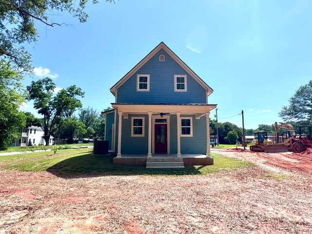 702 N Soda, Jefferson, TX 75657