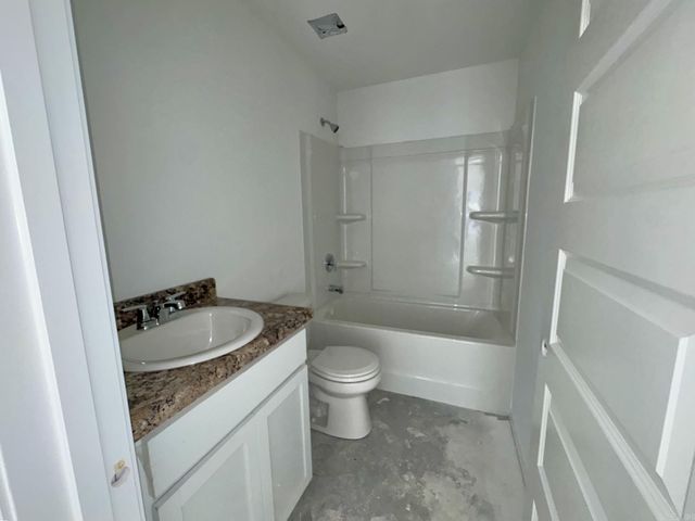 8080 Chesapeake Trail, Bauxite, AR 72011