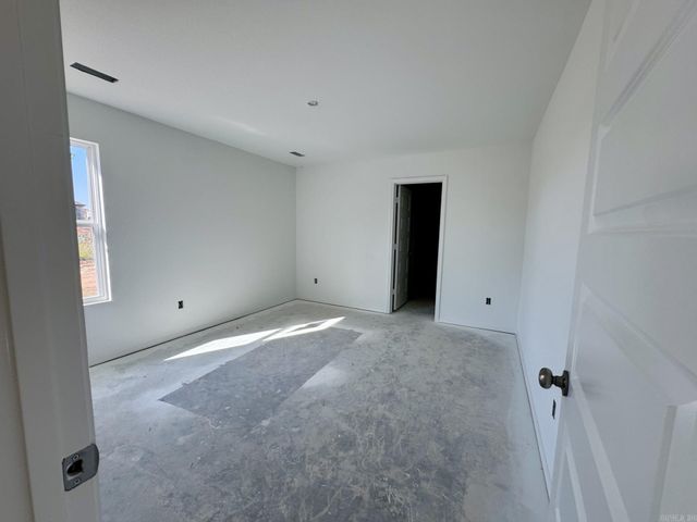 8080 Chesapeake Trail, Bauxite, AR 72011