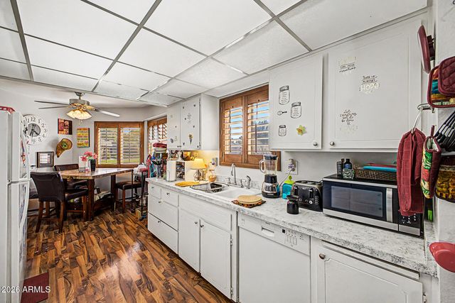 10344 W HUTTON Drive, Sun City, AZ 85351