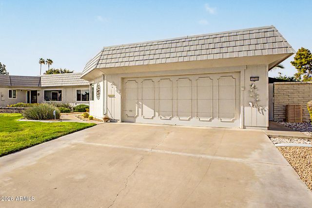 10344 W HUTTON Drive, Sun City, AZ 85351