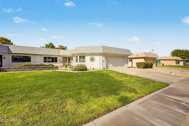 10344 W HUTTON Drive, Sun City, AZ 85351