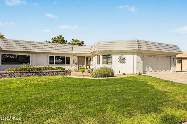 10344 W HUTTON Drive, Sun City, AZ 85351