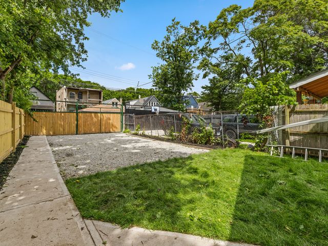 6350 S Wood Street, Chicago, IL 60636
